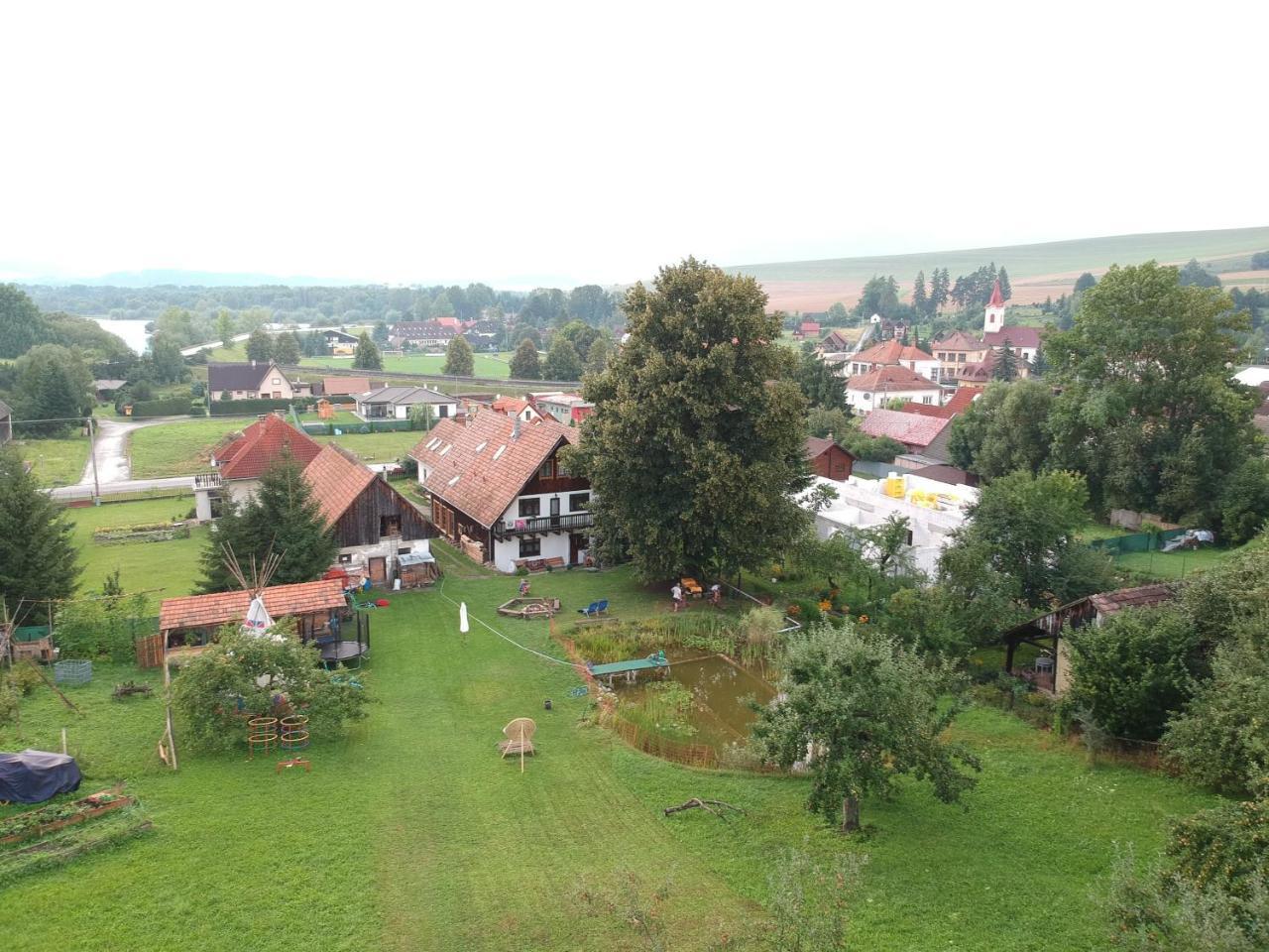 Gazdovsky Dvor "U Tlaciarov" Konuk evi Liptovský Trnovec Dış mekan fotoğraf